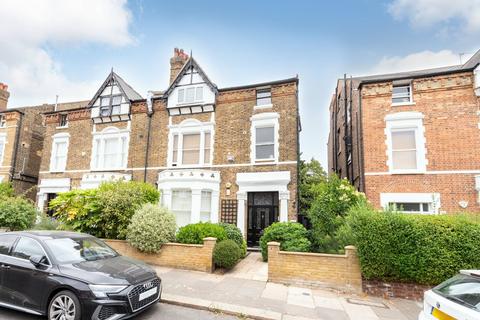 Flat 3, 25 Exeter Road, London, NW2 4SJ