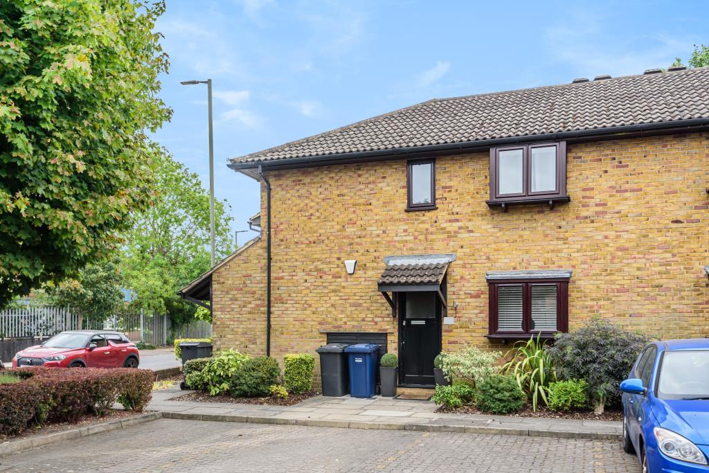 High EN5 1 bed £325,000