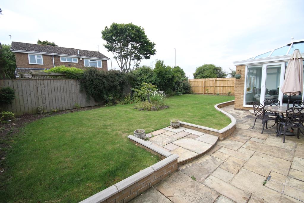Earnshaw Way, Beaumont Park, Whitley... 4 bed detached house £650,000
