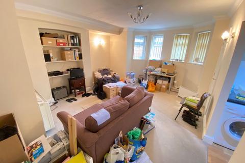 10 Billing Road, Northampton, NN1 5AW