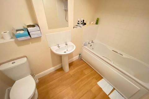 10 Billing Road, Northampton, NN1 5AW