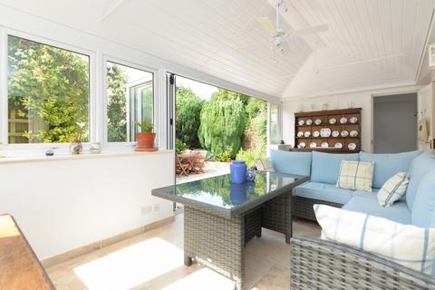 9 Dennes Mill Close, Wye, Ashford, TN25 5DR