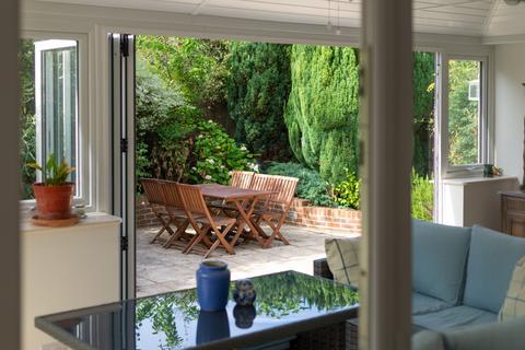 9 Dennes Mill Close, Wye, Ashford, TN25 5DR