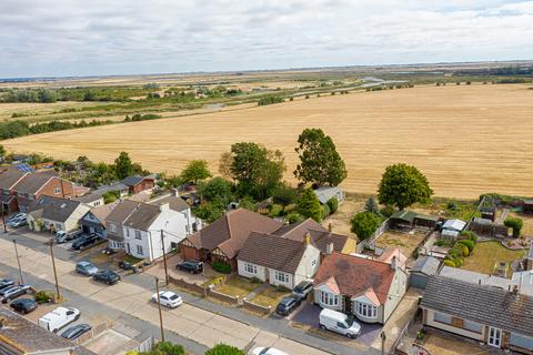 38 Kimberley Road, Little Wakering, Southend-on-sea, SS3 0JP