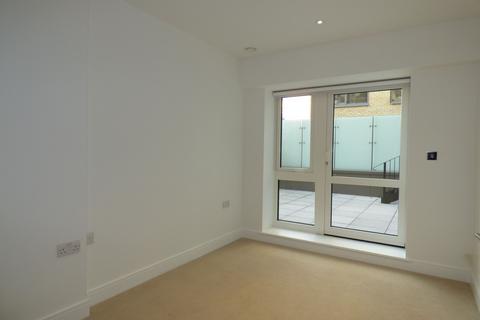 2 bedroom flat to rent, Quartz House, Dickens Yard, 12 New Broadway