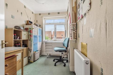 16 Drayton Road, Reading, RG30 2PH