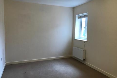 2 bedroom flat to rent, Birchfield Close, Tamworth, B77