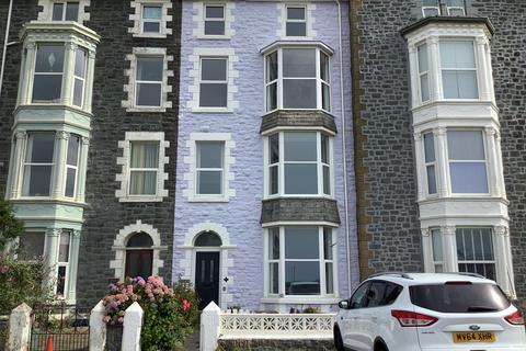 9 bedroom terraced house for sale - Tregarth, Marine Parade, Barmouth, LL42 1NA