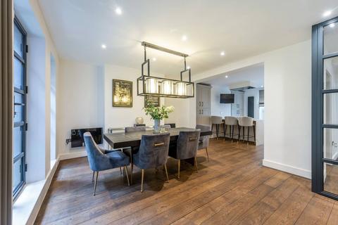 undefined, Gunter Grove, Chelsea, London, SW10