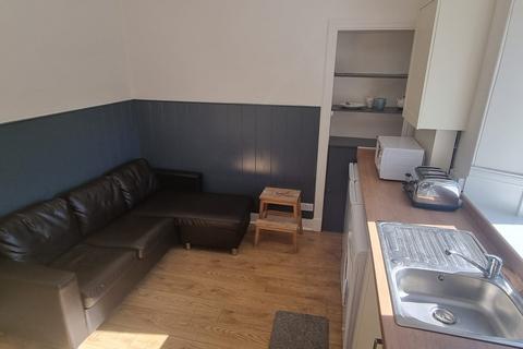 2 bedroom flat to rent - Orchard Street, Old Aberdeen, Aberdeen, AB24
