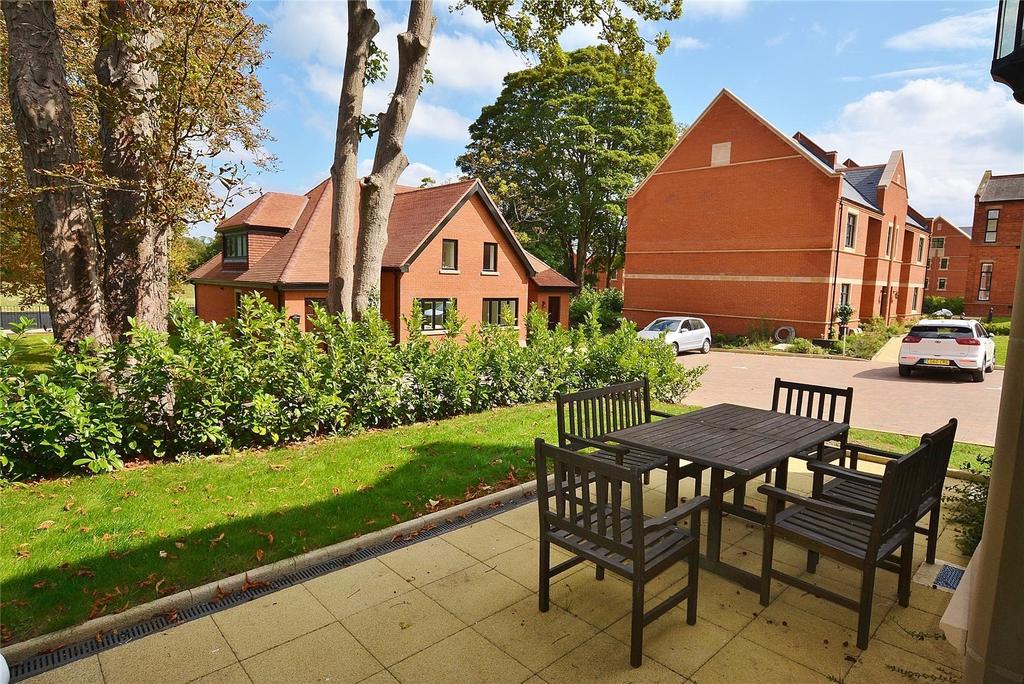 Eton House, Marlborough Drive... 2 bed apartment £1,900 pcm (£438 pw)