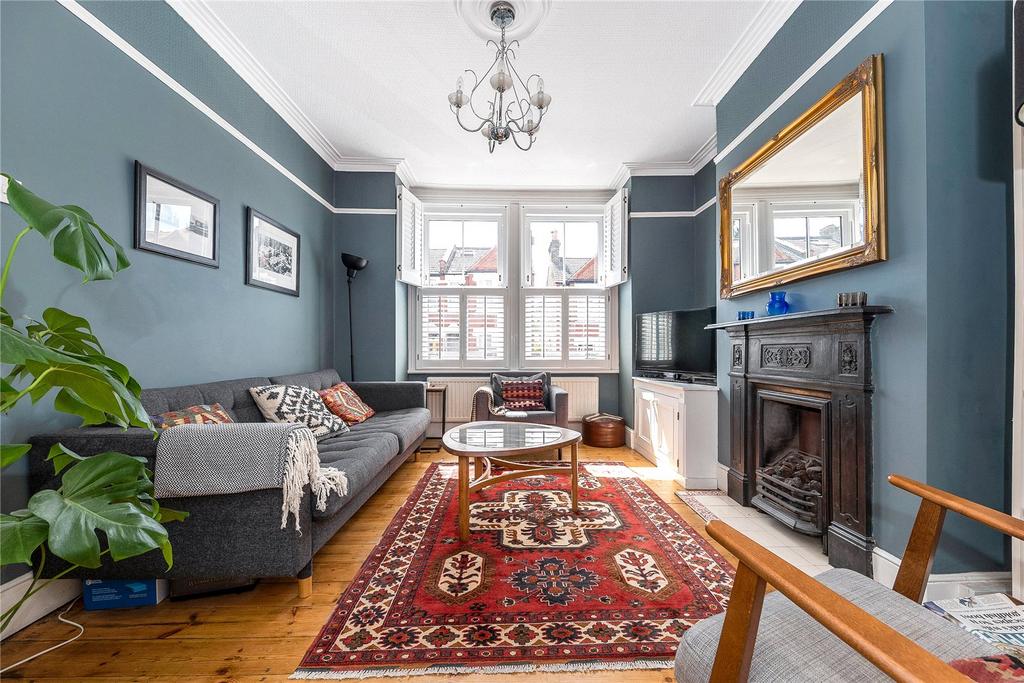 Croft Road, Bromley, Kent, BR1 4 bed terraced house £650,000