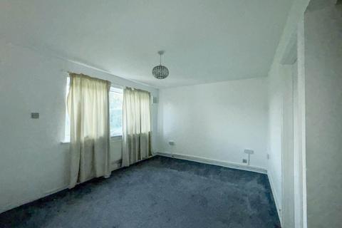 1 bedroom flat to rent, Clingoe Court, Elmstead Road