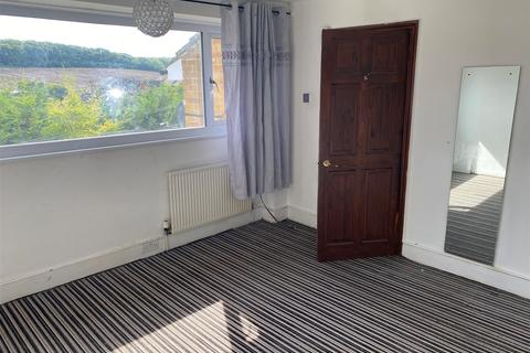 146 Charles Drive, Cuxton, Rochester, ME2 1DX