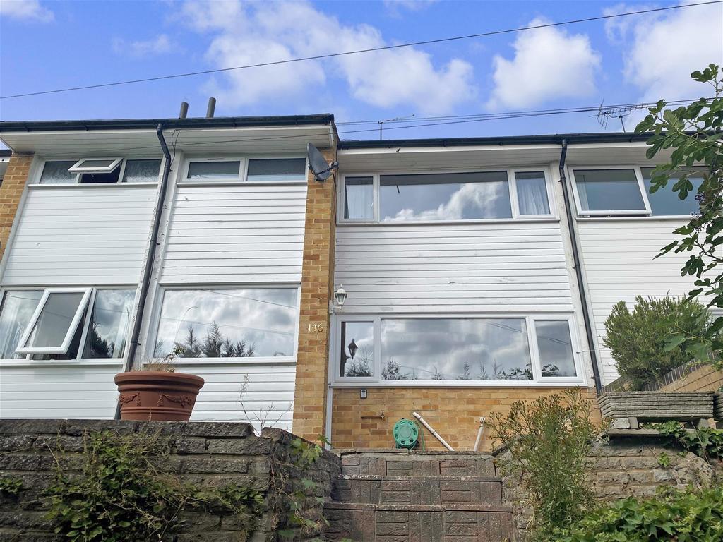 Charles Drive, Cuxton, Rochester, Kent 3 bed terraced house £280,000