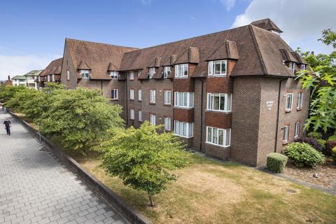 2 bedroom retirement property for sale, Birnbeck Court,  Temple Fortune,  NW11