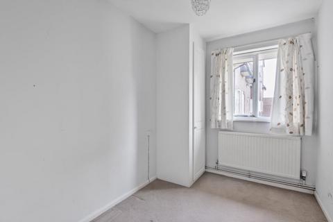 2 bedroom retirement property for sale, Birnbeck Court,  Temple Fortune,  NW11