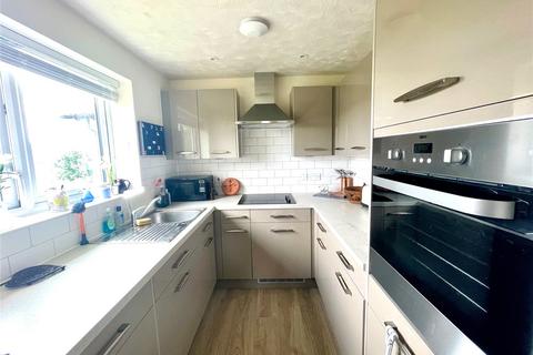1 bedroom apartment for sale, North Close, Lymington, Hampshire, SO41