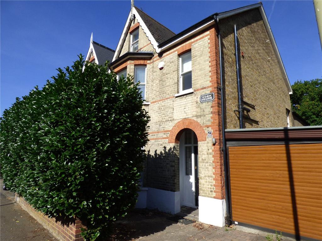 West Grove, Hersham, WaltononThames, Surrey, KT12 5 bed semidetached