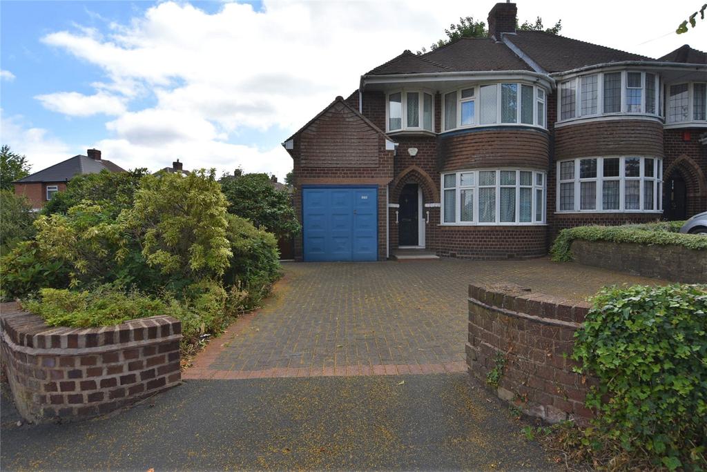 Moat Road, Oldbury, West Midlands, B68 3 bed semidetached house £290,000