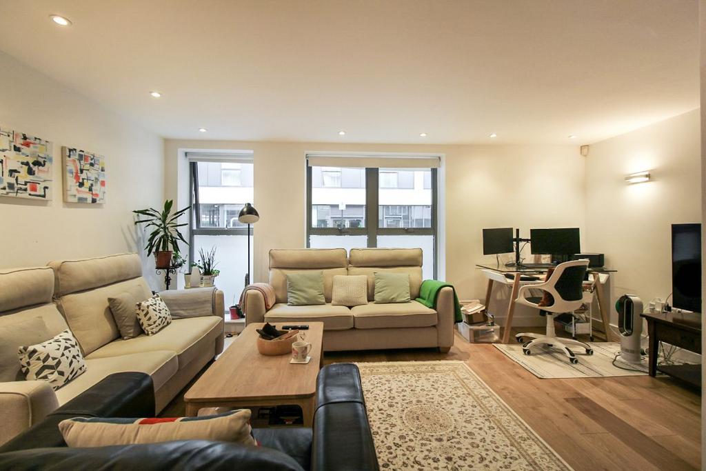 Apartment in London - View 3