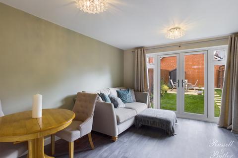 7 Botolph Mews, Buckingham, MK18 1YU