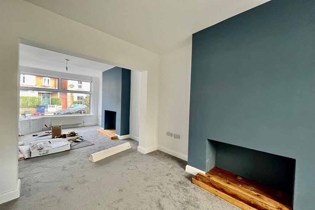 Sunningwell Road, Oxford, OX1 2 bed terraced house £1,600 pcm (£369 pw)