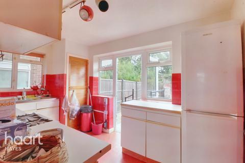 3, Cambrook Court Camden Avenue, Hayes, UB4 0PP