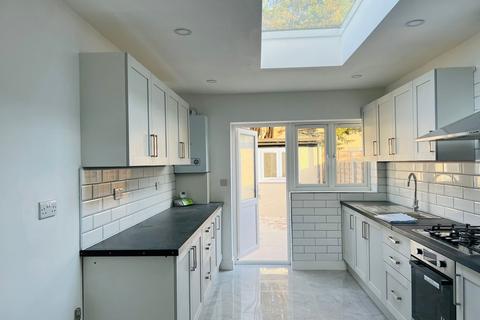 undefined, Clements Road, London E6