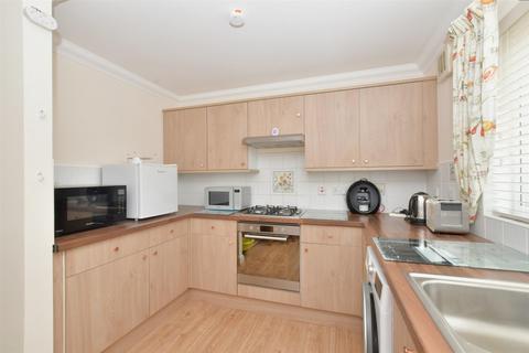 2 bedroom ground floor flat for sale, Northcliff Gardens, Shanklin, Isle of Wight