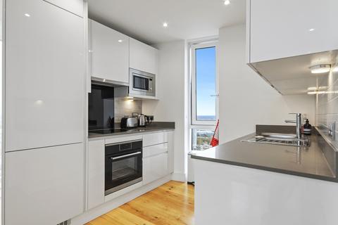 2 bedroom flat for sale - Sky View Tower, Stratford E15