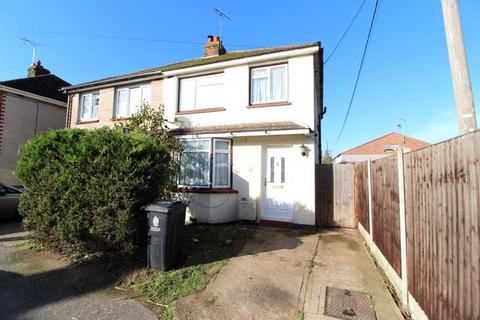 3 bedroom semi-detached house for sale - North Road, Brightlingsea CO7