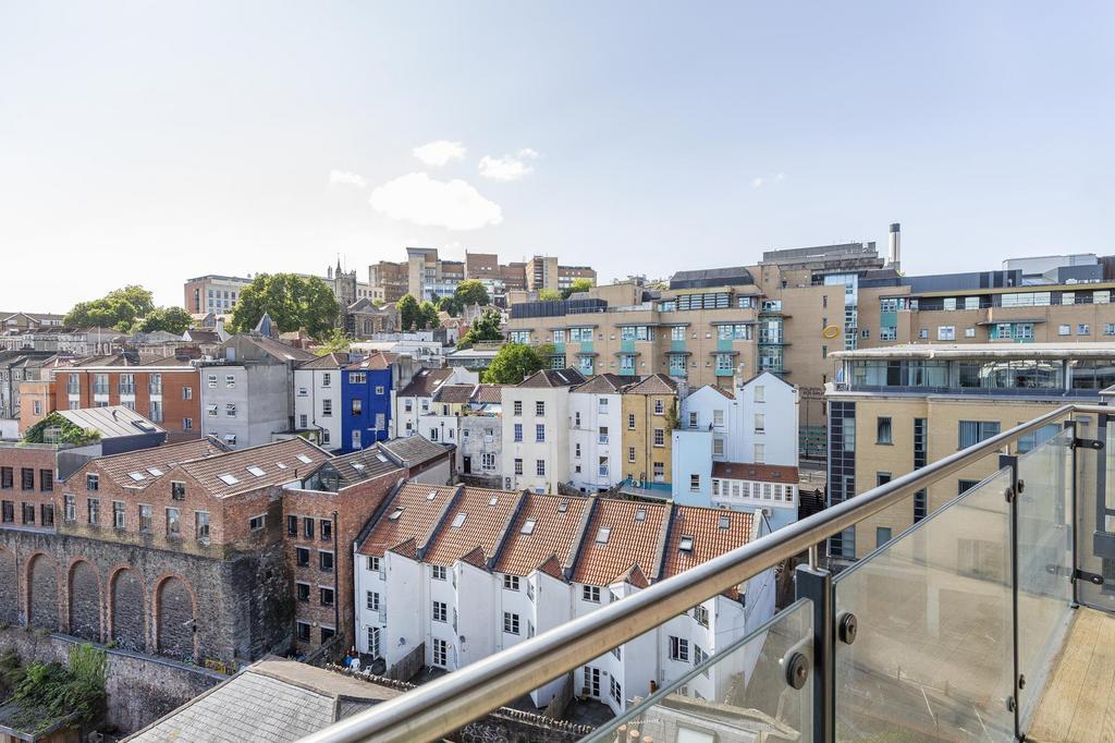 Balcony ()