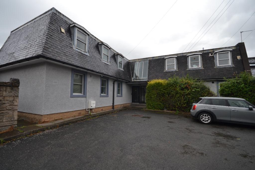 Stanhope Street, Edinburgh, Eh12 2 bed flat £1,250 pcm (£288 pw)