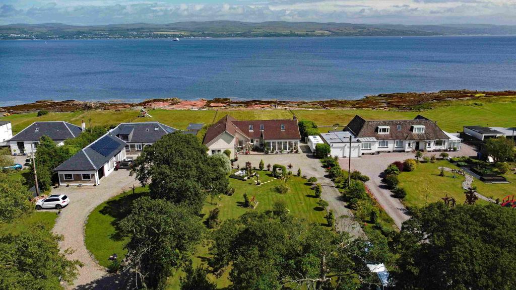 Toward, Dunoon, Argyll, PA23 4 bed detached house for sale £470,000