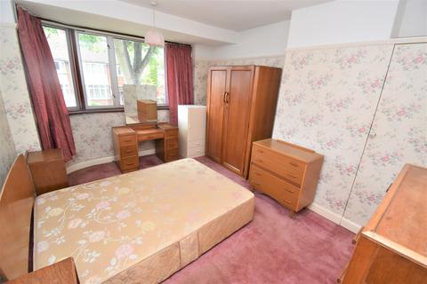 9 George Road, Warwick, CV34 5LX