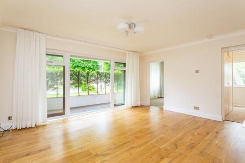 3 bedroom ground floor flat for sale - Penn Road, Beaconsfield, HP9
