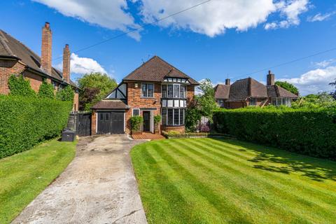 7 Burnham Avenue, Beaconsfield, HP9 2JA