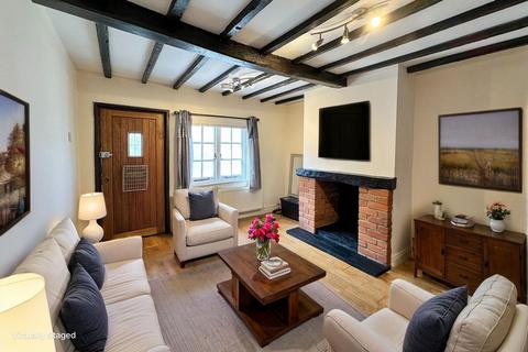 36 Aylesbury End, Beaconsfield, HP9 1LW