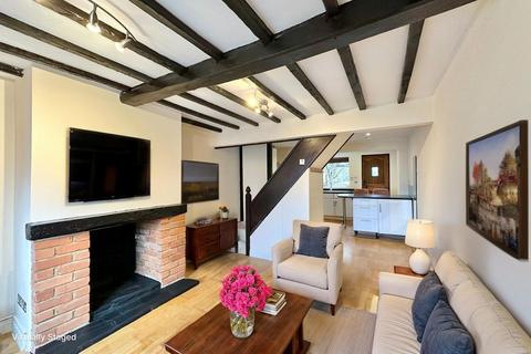 36 Aylesbury End, Beaconsfield, HP9 1LW