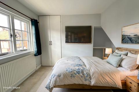 36 Aylesbury End, Beaconsfield, HP9 1LW