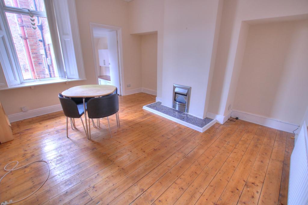 Prince Consort Road, Gateshead, NE8 2 bed flat £600 pcm (£138 pw)