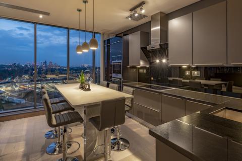 2 bedroom penthouse for sale, St Johns Hill, SW11