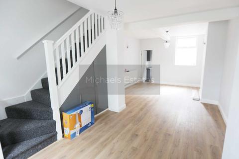 3 bedroom terraced house for sale - Hughenden Drive, Leicester
