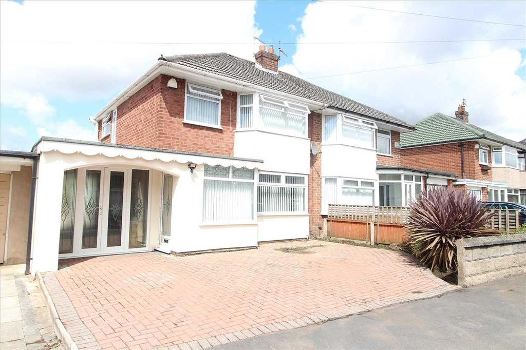 Greenville Drive, Maghull 3 bed semidetached house £310,000