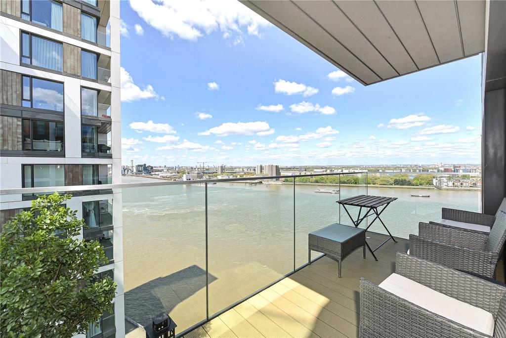 Hampton Apartments, Duke of Wellington Avenue, Woolwich, London, SE18 2