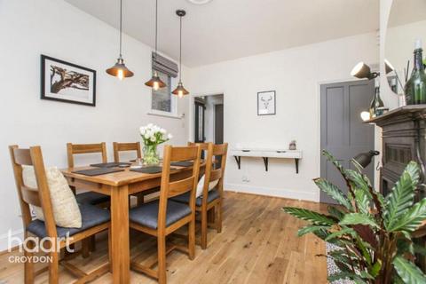 undefined, Churchill Road, South croydon