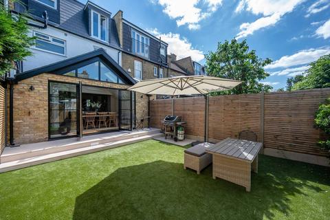 4 bedroom terraced house to rent - Chatsworth Avenue, Merton Park, London, SW20