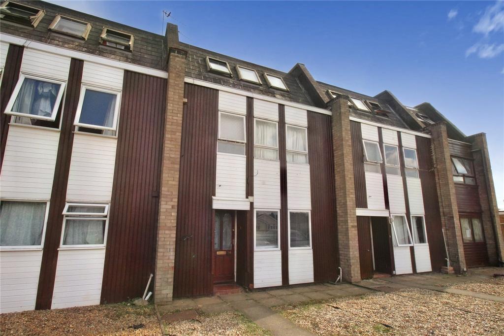 oval-road-costessey-norwich-norfolk-nr5-5-bed-terraced-house-240-000