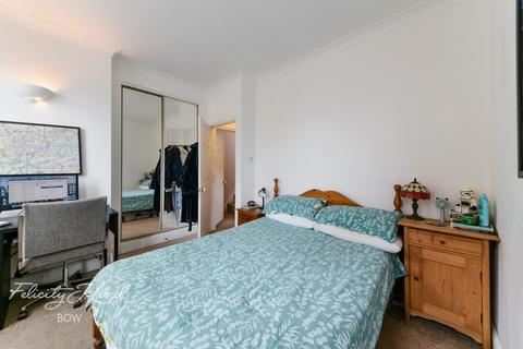 21 Eric Street, London, E3 4TG